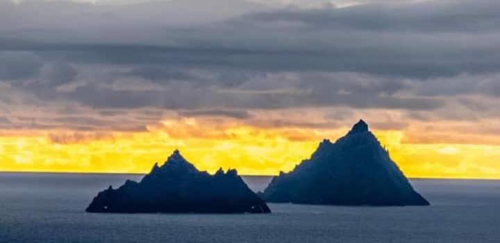 Skellig View Sunset Cliffs View Apartment Portmagee ภายนอก รูปภาพ