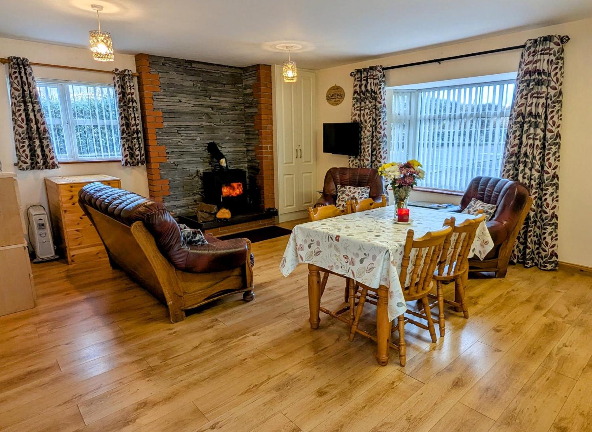 Skellig View Sunset Cliffs View Apartment Portmagee ภายนอก รูปภาพ
