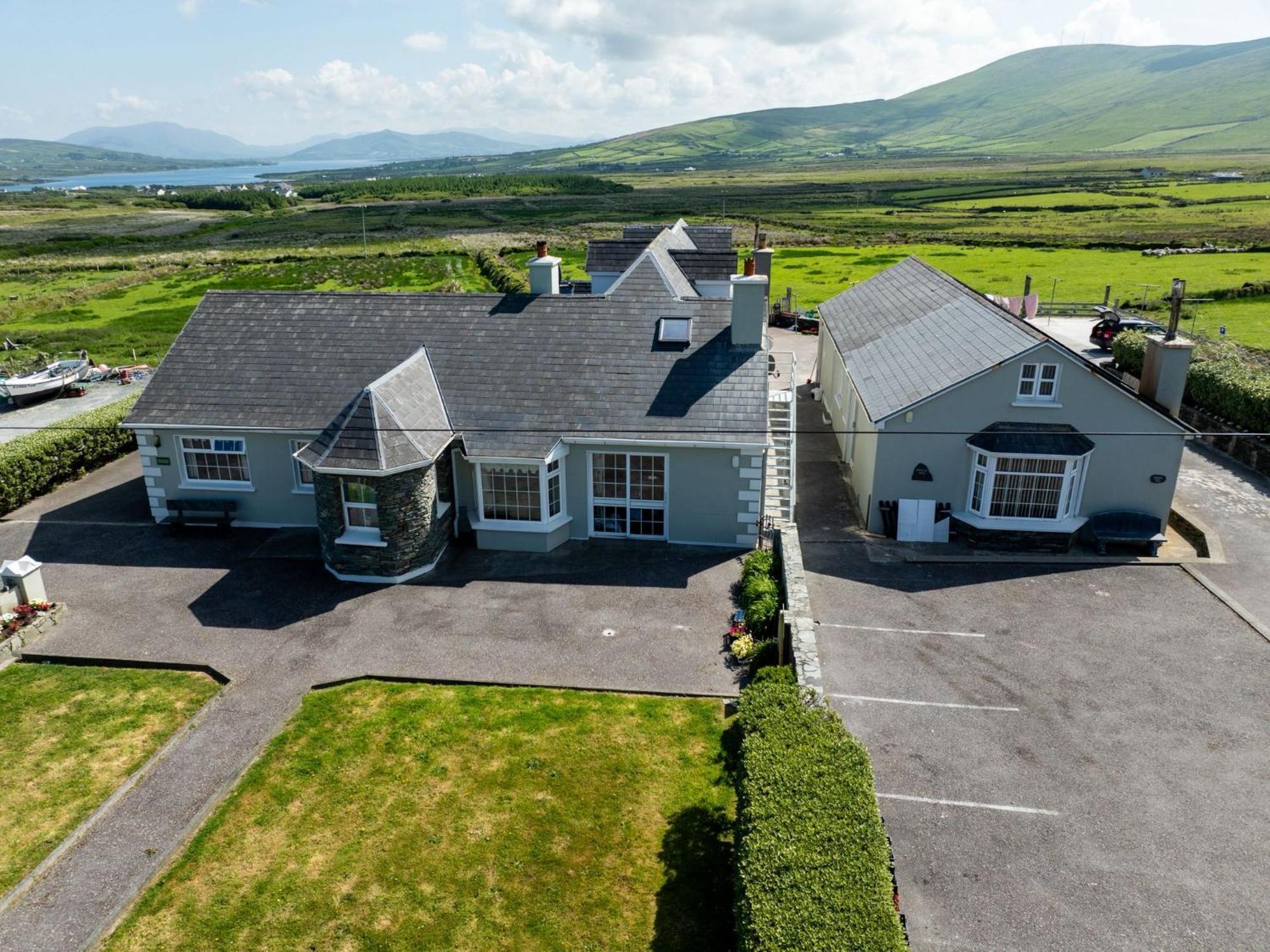 Skellig View Sunset Cliffs View Apartment Portmagee ภายนอก รูปภาพ